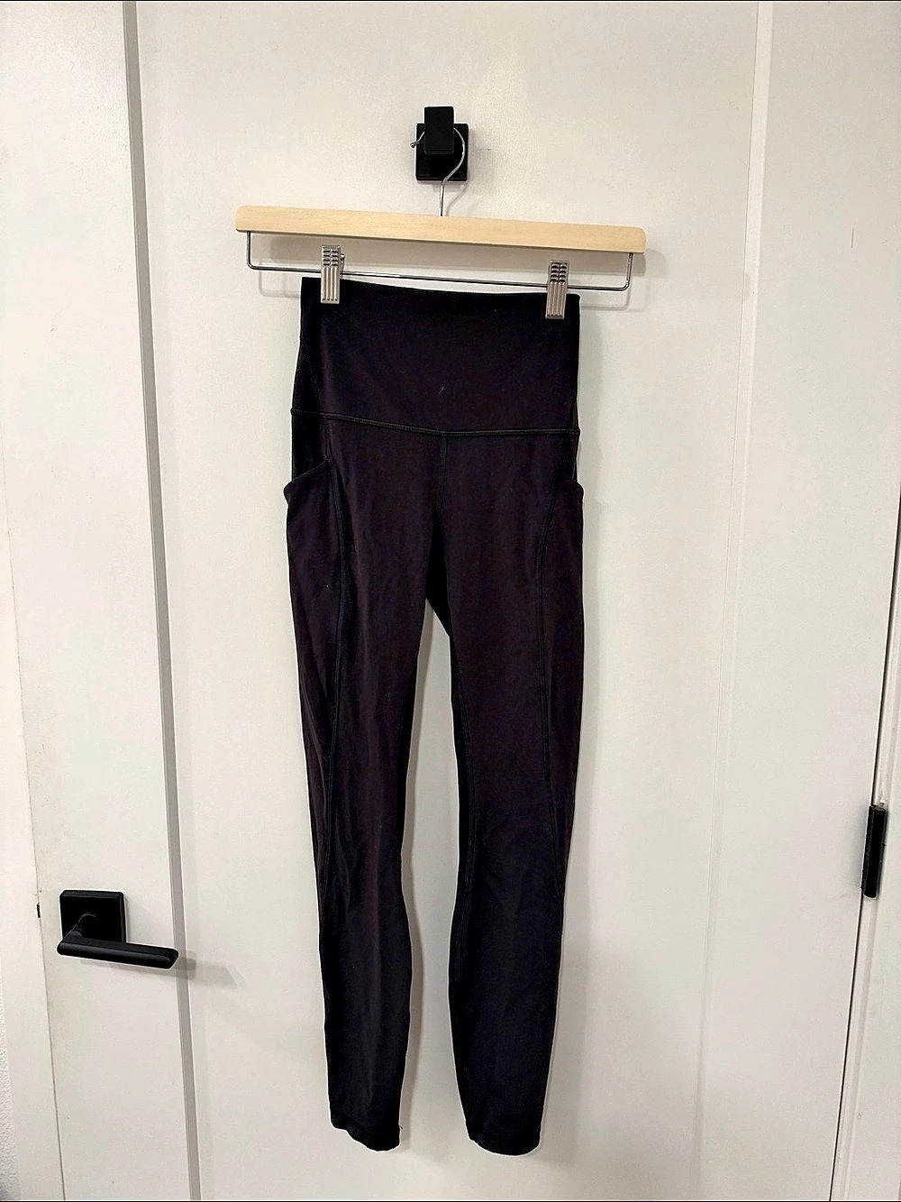 lululemon Align High-Rise Pant with Pockets 25" Black Size 2 Hawaii Exclusive